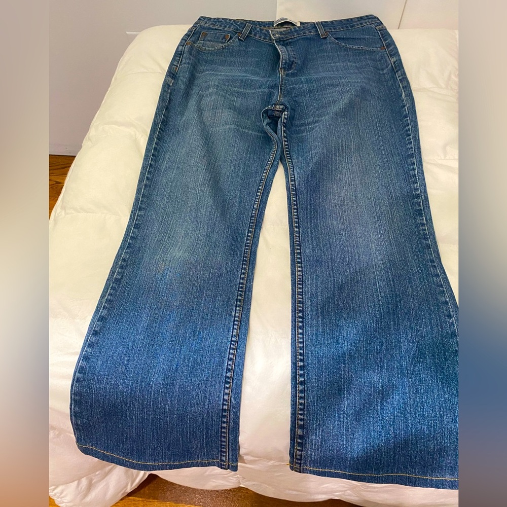 Woman’s jeans size 18